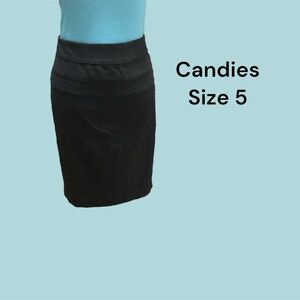CANDIES BLACK SKIRT SIZE 5 GENTLY WORN